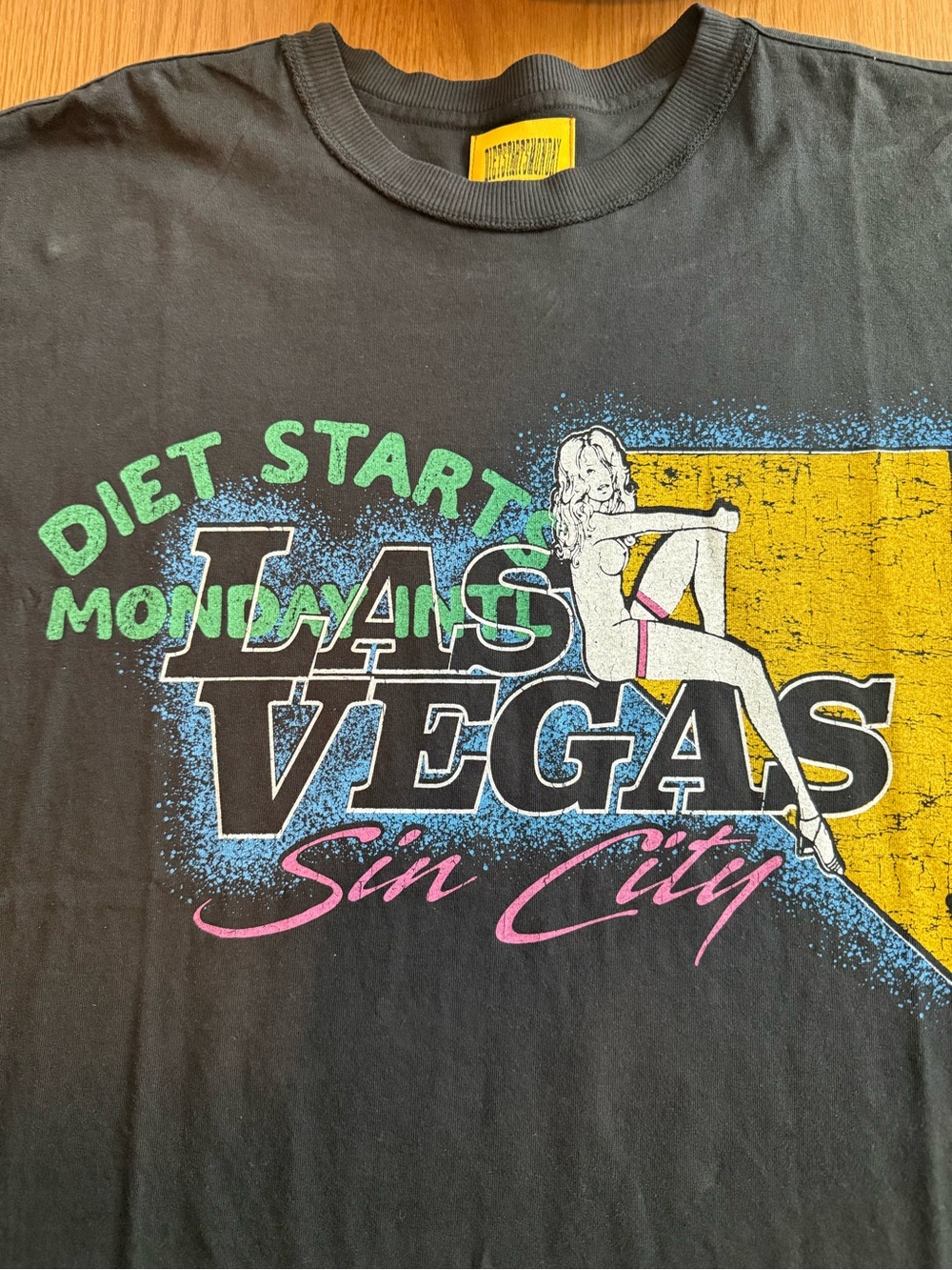NWT Diet Starts Monday Las Vegas Sin City Tee 2X